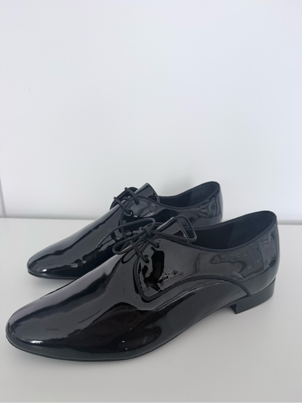 Longchamp Black Patent Leather Derby Shoes‎